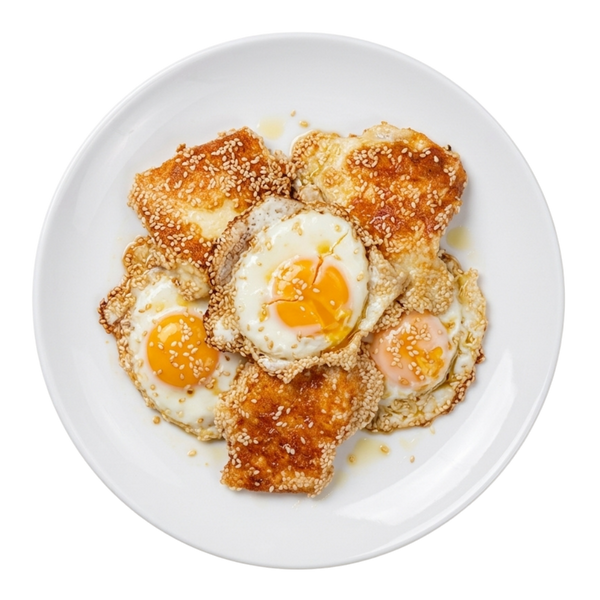 Susamlı Kaşarlı Yumurta Tarifi